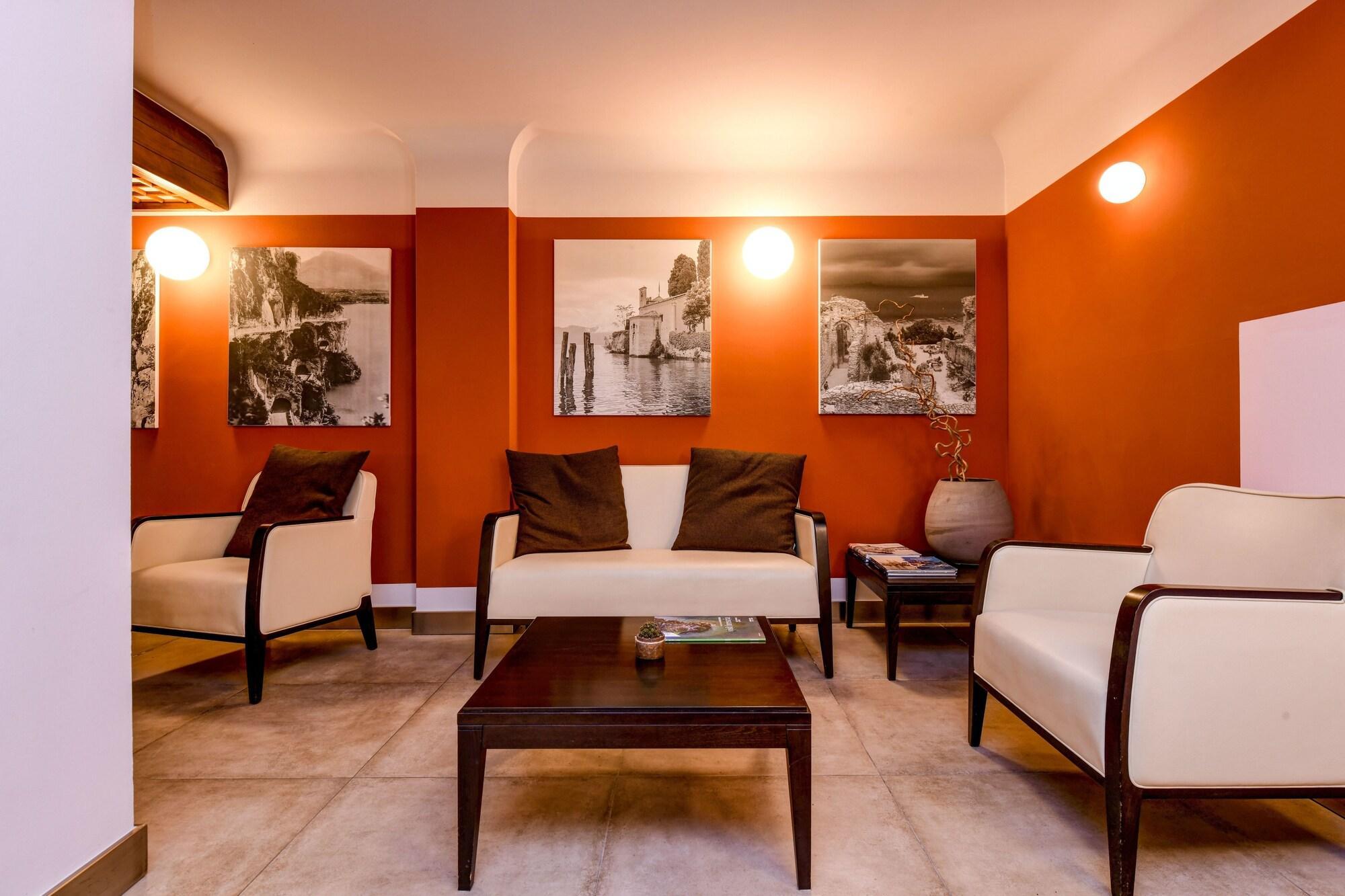 Hotel City Hotel 3*